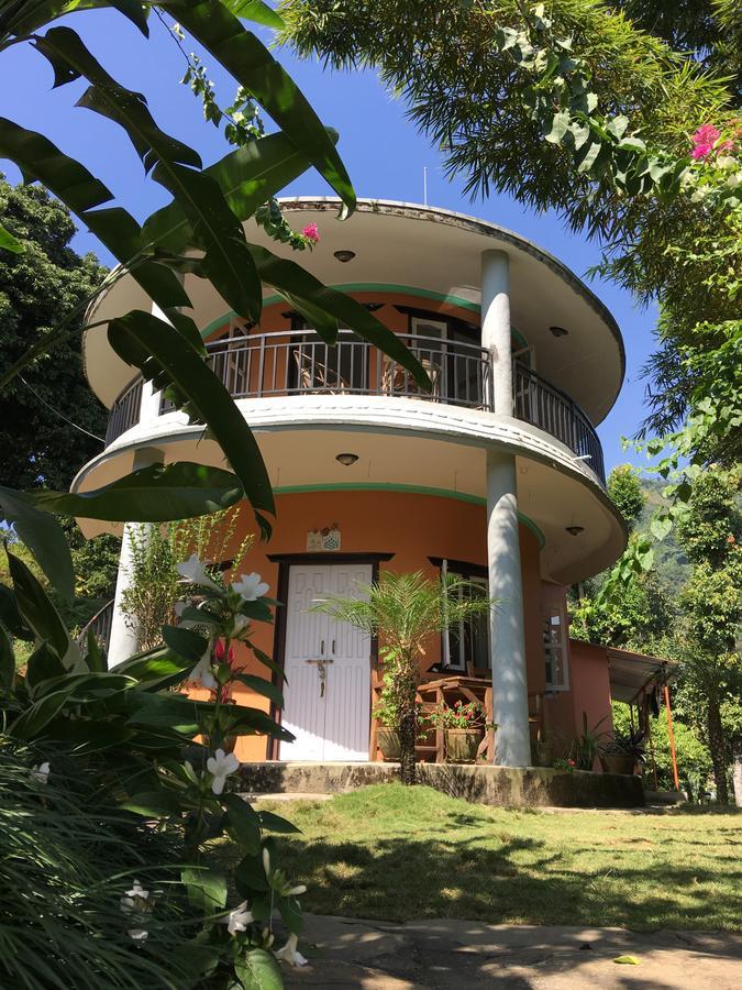 Hidden Paradise Guest House Pokhara Bagian luar foto